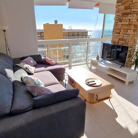 Apartment Vistas Al Mar. Gran Salon. Playa A 1 Minuto. Wifi *