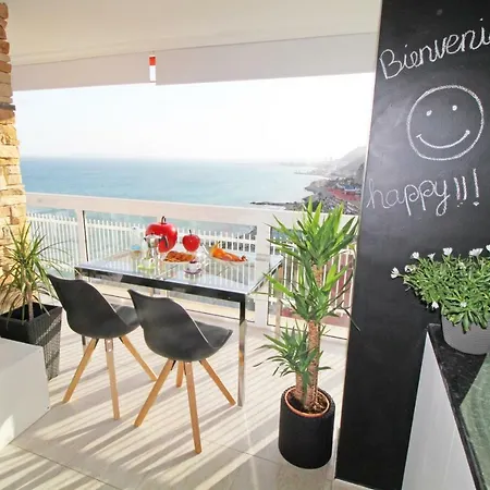 Vistas Al Mar. Gran Salon. Playa A 1 Minuto. Wifi *